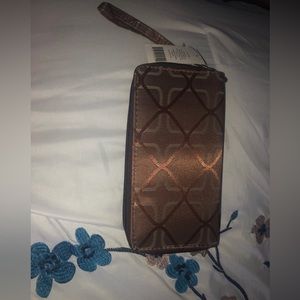 Ladies Beautiful Brown and Gold Tan Clutch Wallet  NWT